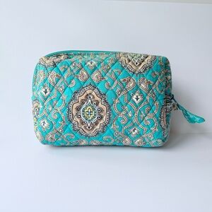 Vera Bradley Turquoise & Beige Paisley Patterned Quilted Cosmetic Bag